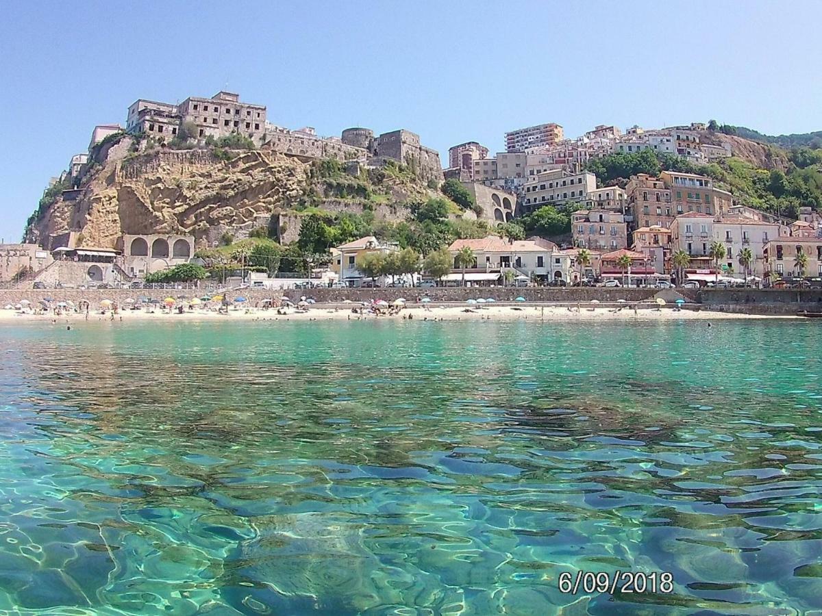Modern Seaside Apartment Pizzo (Calabria) Exterior photo